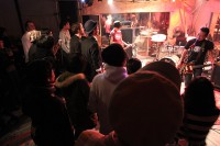自分では観られない